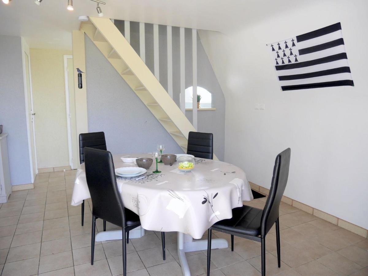 Cottage, Beuzec Cap Sizun Extérieur photo